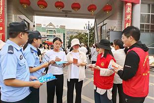 王霜82分钟替补登场失单刀+抱怨染黄，热刺女足1-1遭利物浦绝平